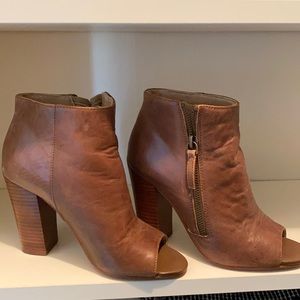 Levity brand tan open toed booties. 3” heel